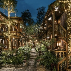 Restaurant and coffee. What do you think?