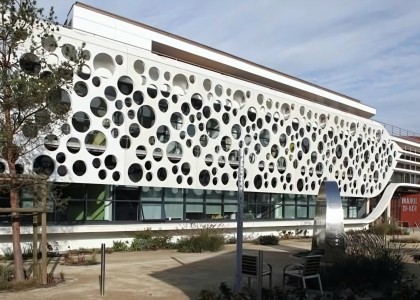 TẤM ỐP MẶT DỰNG