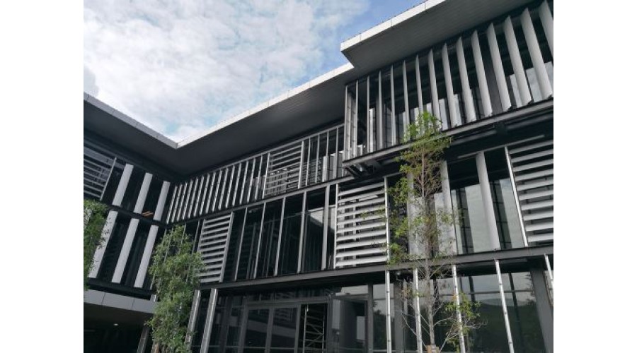 Chắn nắng Aeroscreen